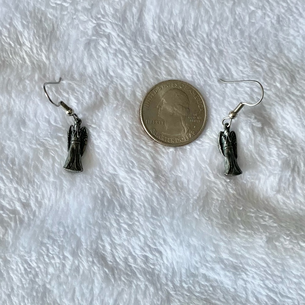 Doctor Who jewelry bundle - Picture 3 of 7